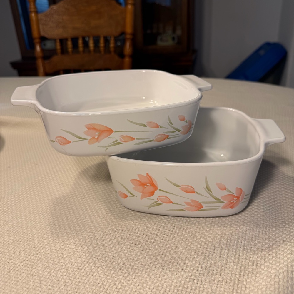 2 pc Vintage Corning Ware Peach Floral Dishes